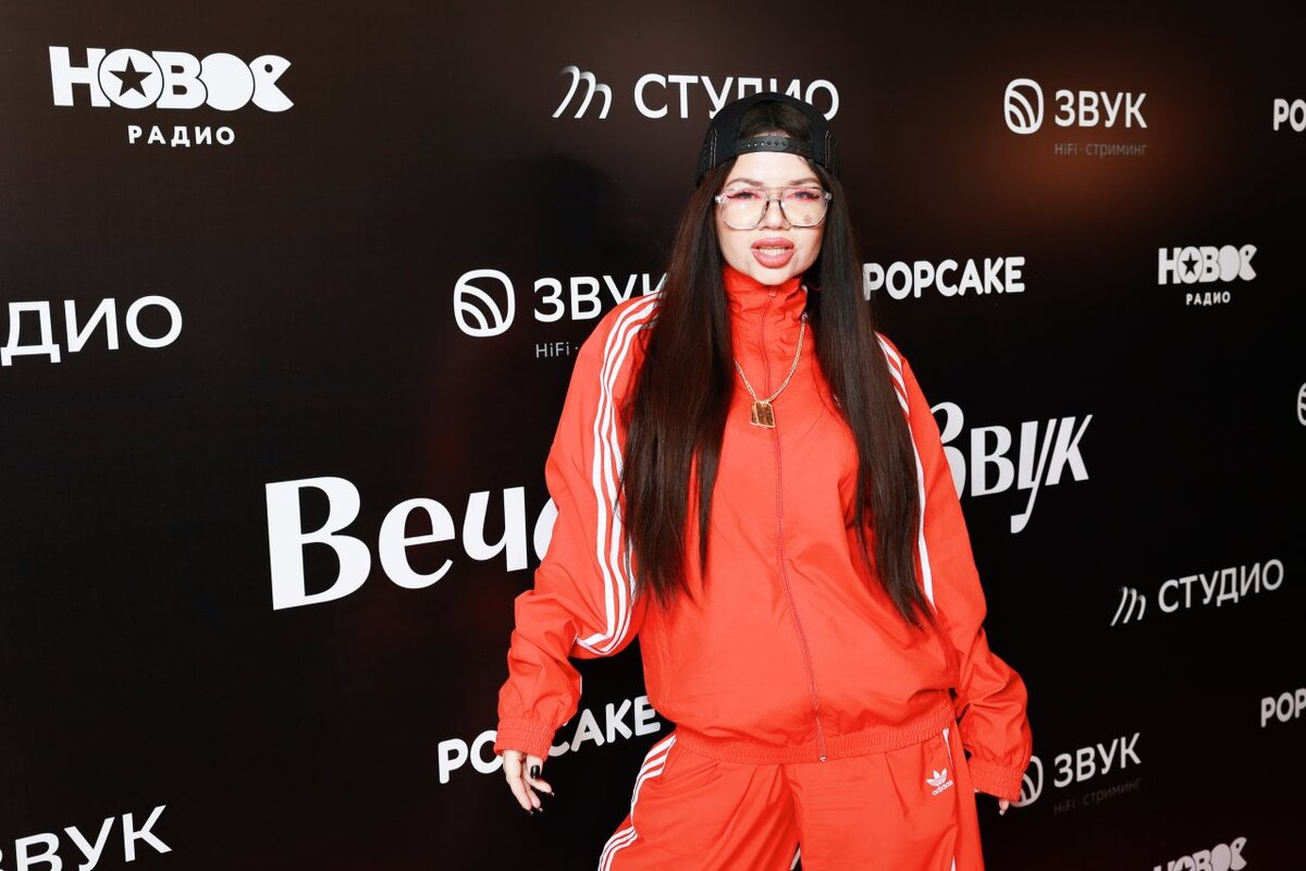 текст про новый год кока-кола. музыкальное приветствие. минус песни приходи. музыкальное приветствие для малышей на занятии. чугайкина ноты.