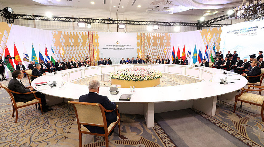 ущелье алма-арасан 1/3. алма-ата казахстан курорт. водопад горельник алматы. алма-арасан алматы горячие источники. горячих алматы.