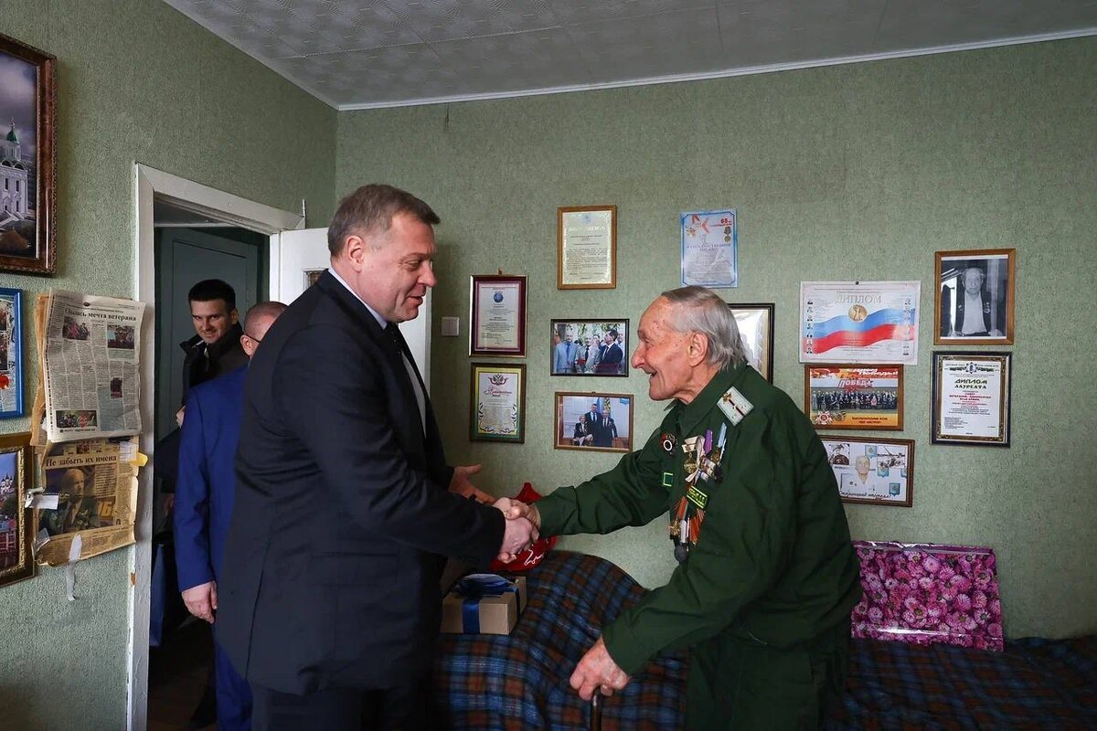 7 школа работает. Проект в старшей школе. Школа циолковский амурская область. Как будут работать школы в белгородской области. Ученики 7 класса учатся.