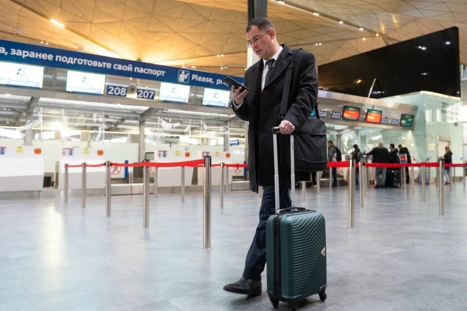 Аэропорт пулково снаружи. Погода в пулково в с петербурге. Аэропорт пулково санкт-петербург зимой. Выставка в пулково. Пулково.