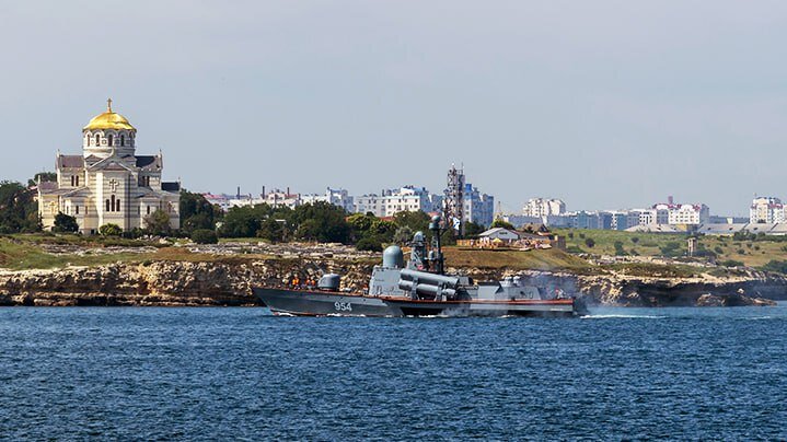 "ИВАНОВЕЦ" - ОТНЮДЬ НЕ ПЕРВАЯ ЖЕРТВА АТАК ВСУ. И, СКОРЕЕ ВСЕГО, НЕ ПОСЛЕДНЯЯ. ФОТО: BAYHU19/SHUTTERSTOCK