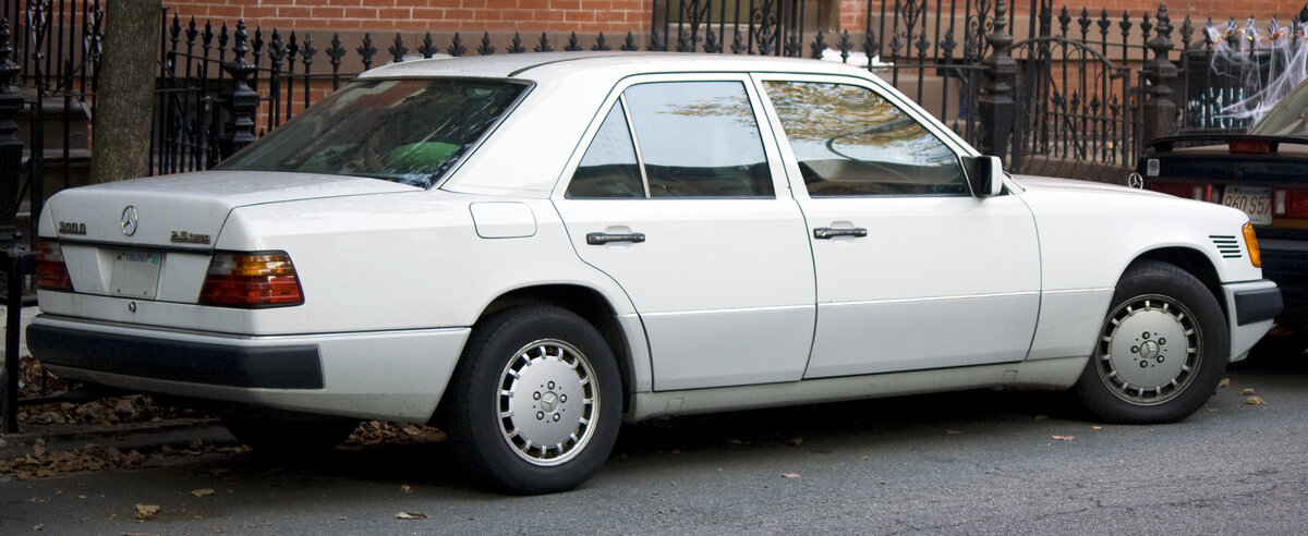 W124 Mercedes-Benz 300D 2,5-Turbo