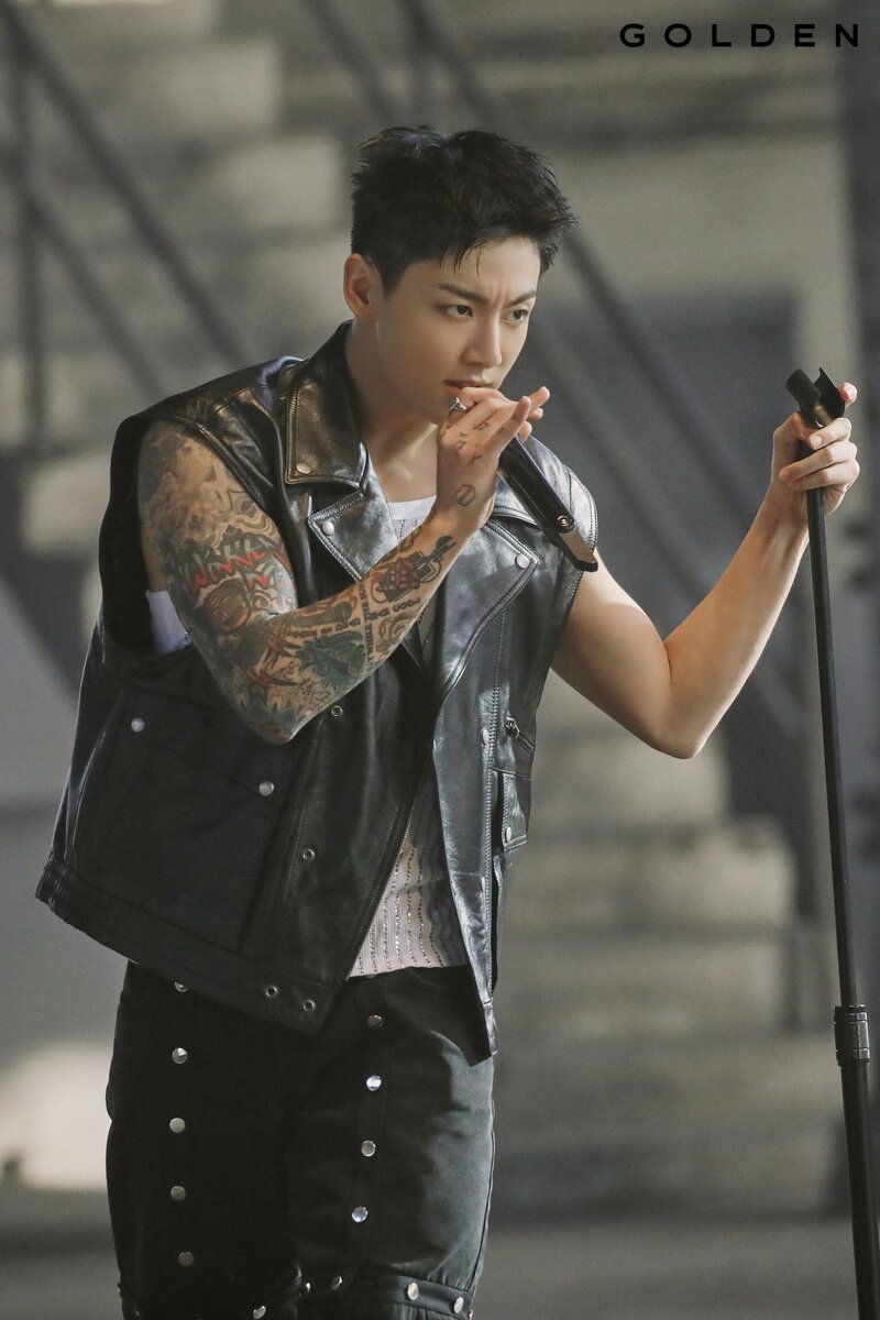 Песня. Песня со словами останься. Текст песни останусь. Текст песни останусь. Стих ты.