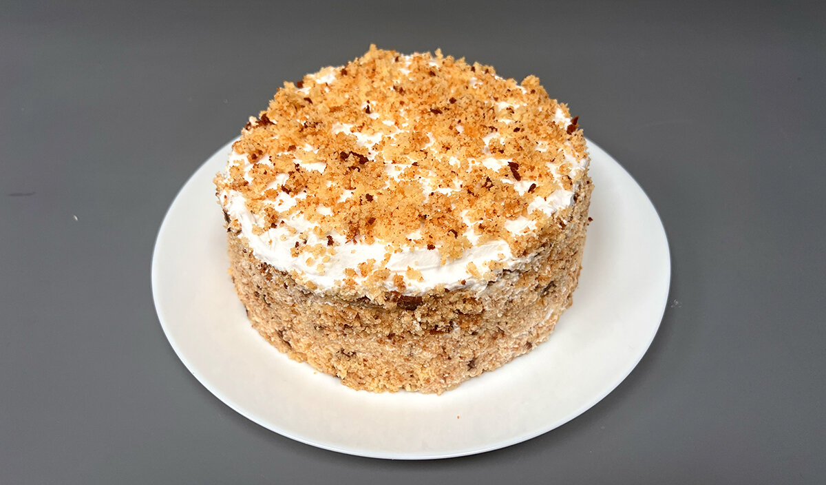 Чизкейк с клубничным конфи. Кухня наизнанку. Торт с сухофруктами и орехами. Торт без выпечки. Торт из печенья и бананов без выпечки.