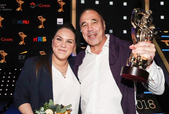     Ксения Корнева и Дмитрий Соколов, получившие премию в номинации «Юмористическая программа/шоу»