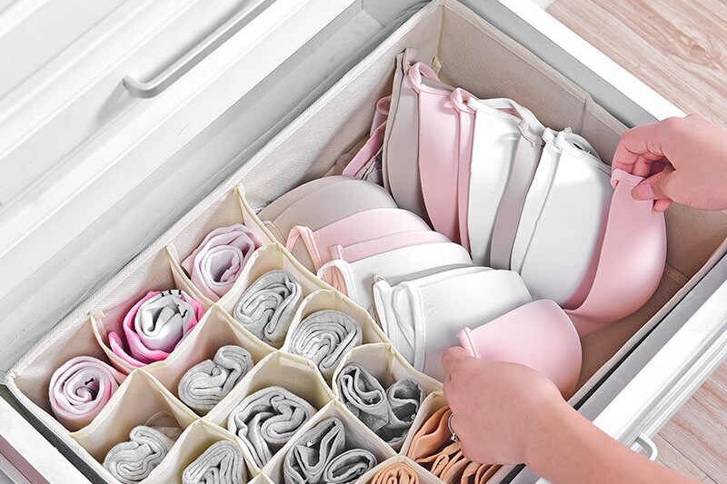     Против пятен: как отбелить бюстгальтер подручными средствами