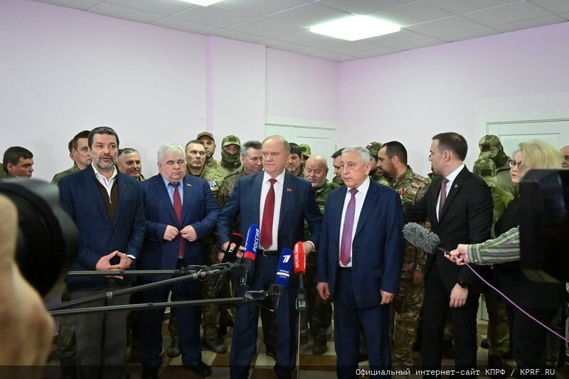 H&m app. Нм интернет. Алиэкспресс на русском. H m программа лояльности. Н м приложение.