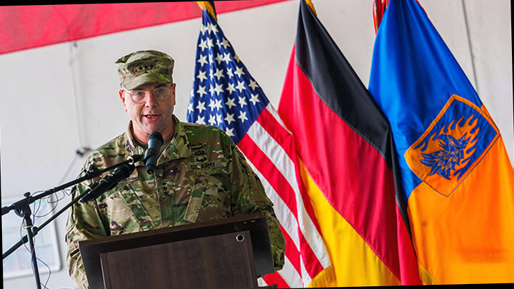 БЕН ХОДЖЕС И ДРУГИЕ НАТОВСКИЕ ГЕНЕРАЛЫ СТРАЩАЮТ: БЕРЕГИТЕСЬ, МОЛ, НАПАДЕНИЕ РОССИИ НЕИЗБЕЖНО. ФОТО: NICOLAS ARMER/DPA/GLOBAL LOOK PRESS