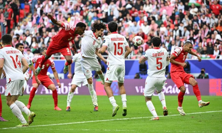 Решающий удар Абдаллы Насиба на 66-й минуте игры Иордания - Таджикистан 