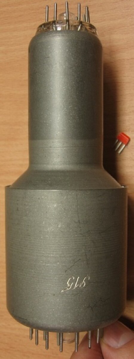 лампа ЛФ-9П,1971г.
