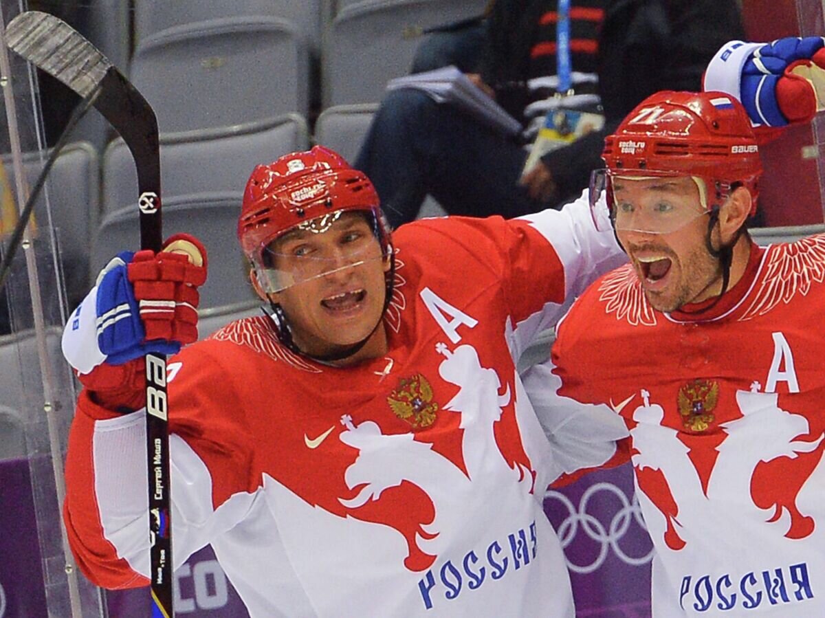    Хоккеисты сборной России Александр Овечкин и Илья Ковальчук© РИА Новости / Владимир Федоренко