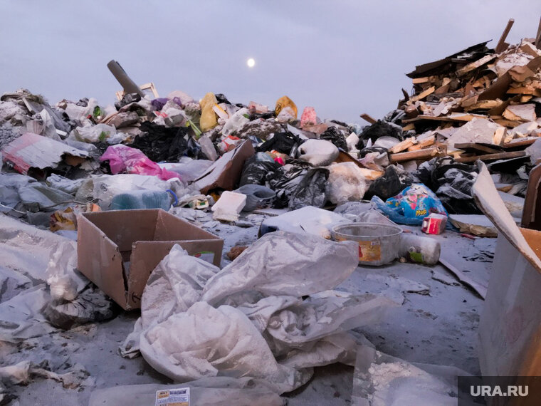 Куда выбросить пакеты. Как сортироватсортировать мусор. Куда выбросить пакеты. Куда выбросить пакеты. Упаковки от сока, молока.