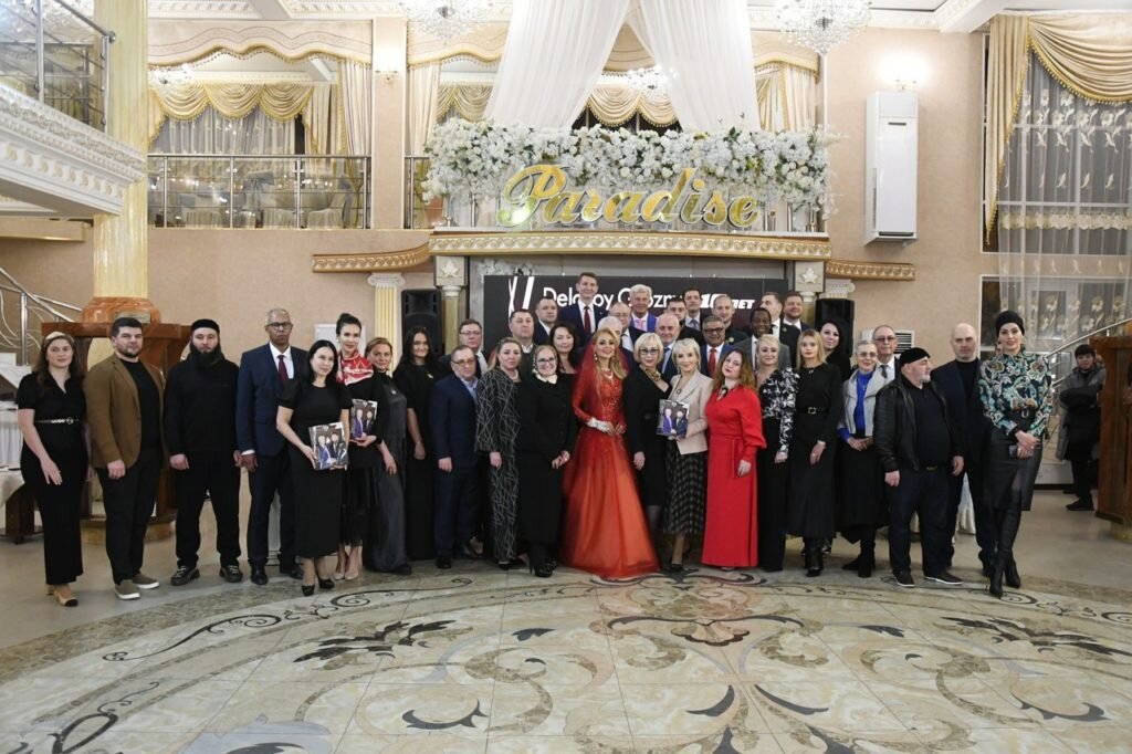 Выразить одни единицы в другие. Вырази см в дм. Вырази в других единицах измерения. Где выразить. Вырази в указанных единицах.