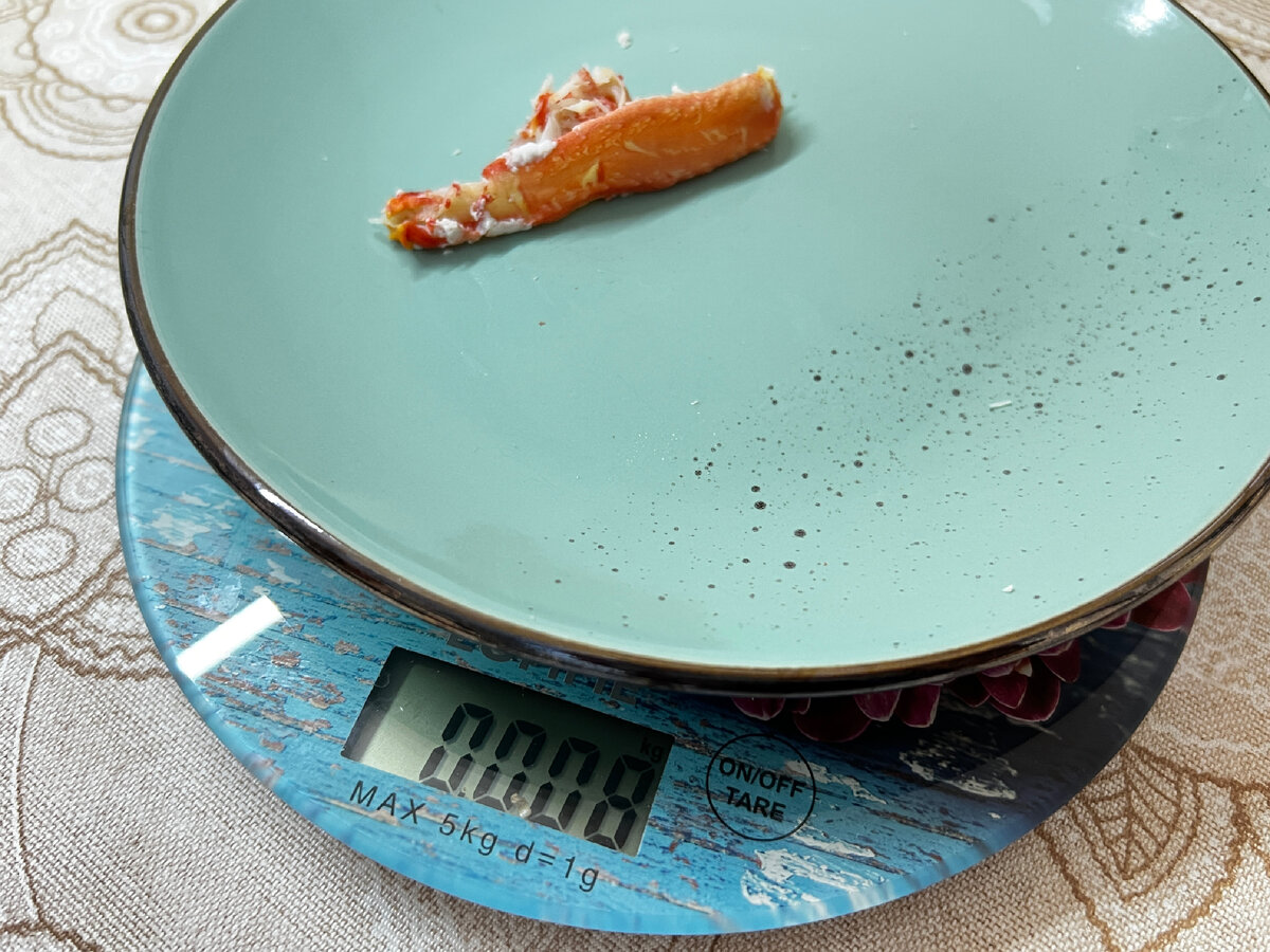 Человек идёт на рабоут. Покупатель автомобиля. Бизнесмен с портфелем. Бегущий человек. Прически в салоне.