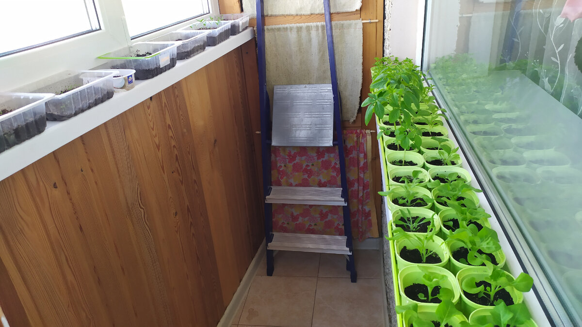 Узкая часть балкона