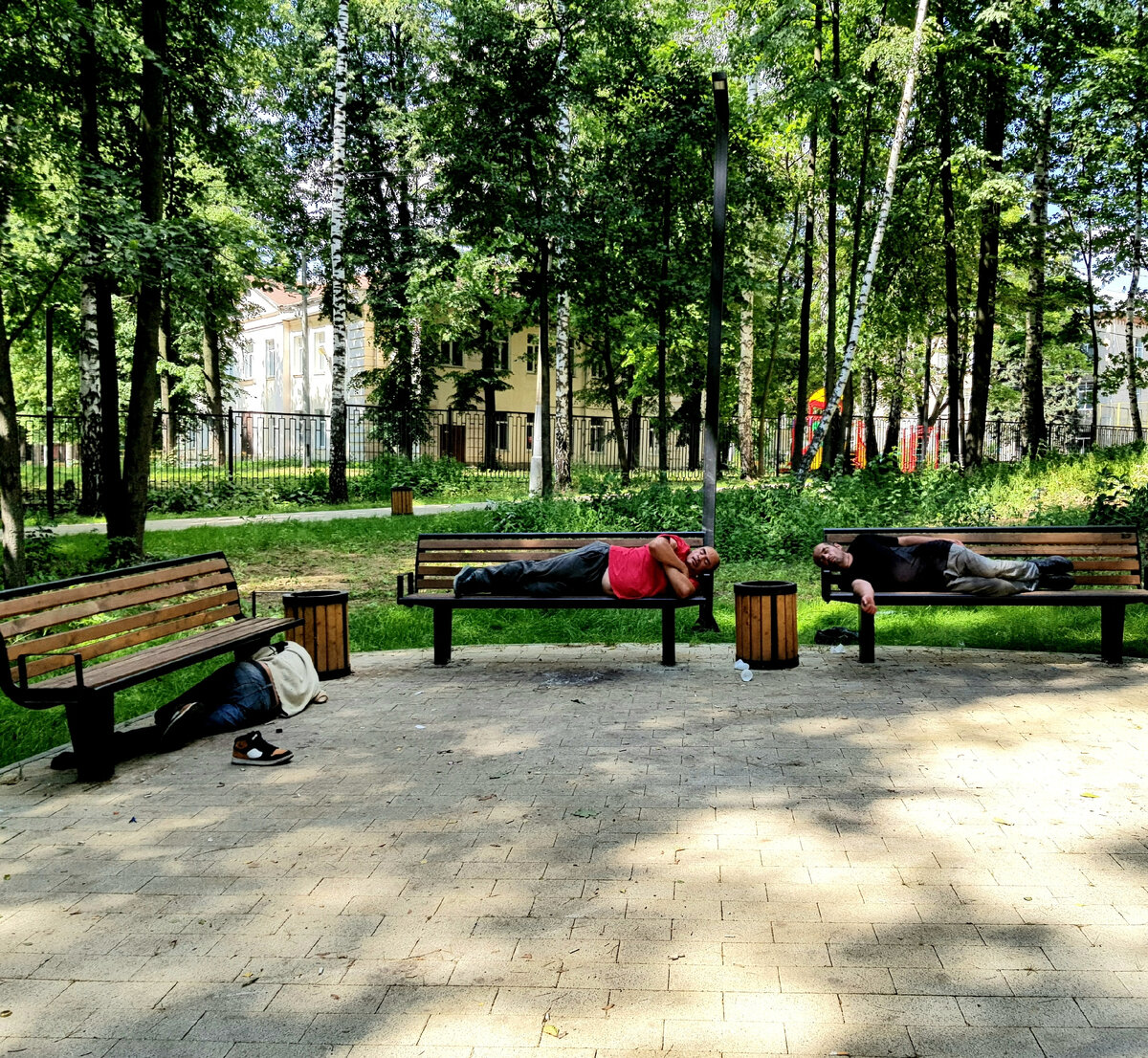 А еще боремся за почетное звание парка высокой культуры и быта! (с)