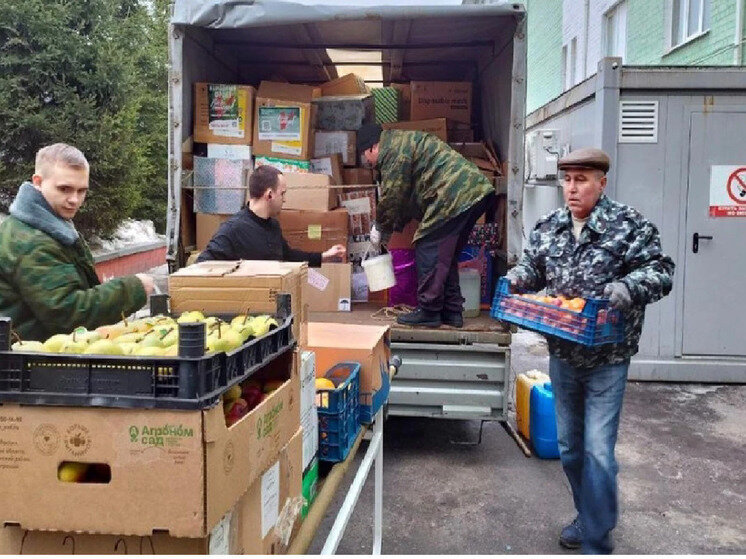 пайки гуманитарка. гуманитарная помощь донбассу. где находится гуманитарная помощь. гуманитарная помощь детям. сбор гуманитарной помощи для донбасса.