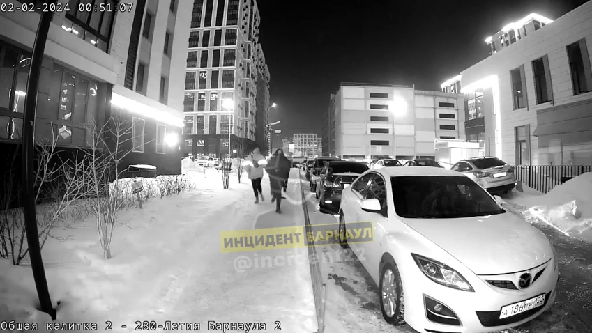 ФОТО: кадр видео "Инцидент Барнаул".