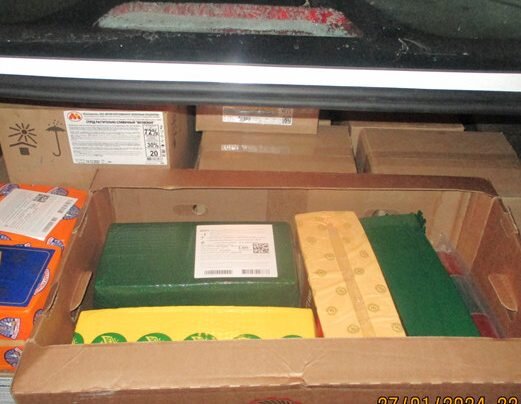    Через Оренбуржье пытались незаконно вывезти 85 килограммов масла и сыра в Казахстан Кристина Просвиркина