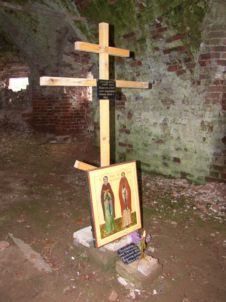 Пусть знают и помнят. Стихи о великой отечественной войне. Пусть помнят живые пусть знают потомки. Помним гордимся надпись. Маленькое стихотворение о войне.