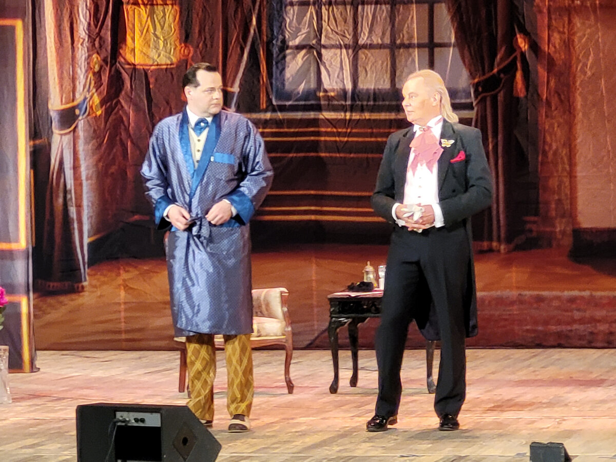 Фрагмент спектакля