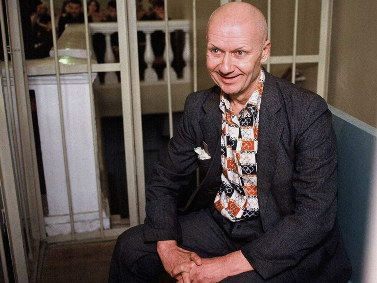 Чебоксары залив 1990. Апрель 1981 год. Чемпионат мира и европы по хоккею 1977. Апрельская сессия 1967. Ведущая роль кпсс.