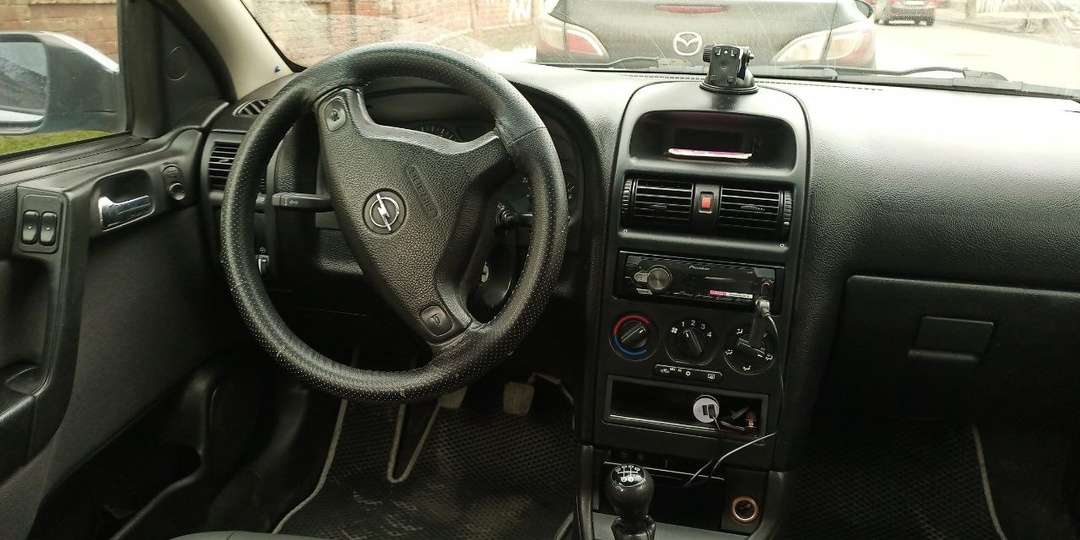 Авто за 320 000 рублей, существенно лучше Лады, надежный ДВС, оцинкованный, прекрасная шумоизоляция и недорогое обслуживание