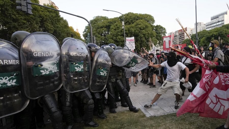    AP / Natacha Pisarenko Sergei