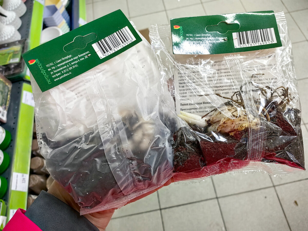 Логист на складе. Офис менеджер. Кладовщик на складе. Комплектовщик на склад. Кладовщик-комплектовщик.