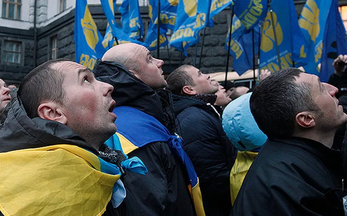 Украинцы про украину. Украина хохлы. Украина плачет.