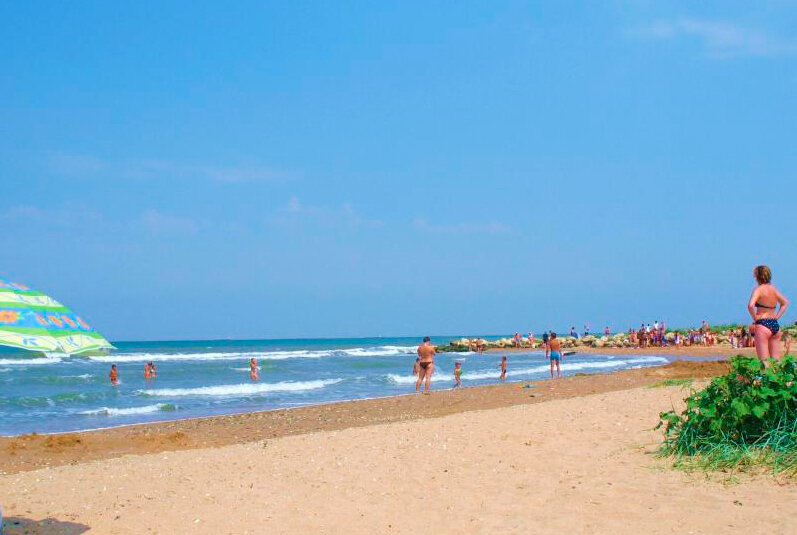 Пляж в Ильиче