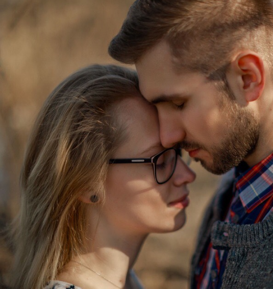 история двух любящих. «нормальные люди» дэйзи эдгар-джонс. чудо 2: любовь фильм 2019. история двух любящих. история любви 2.