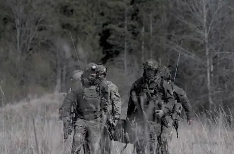 Usa breaching charge. Авиабаза баграм афганистан. Армия лос анджелес. National guard training. La army.