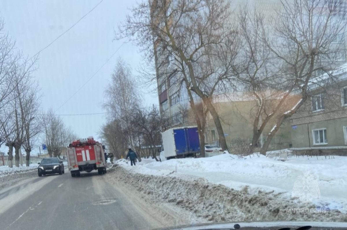    В Пензе из-за пожара в многоэтажке погиб мужчина и эвакуировано 25 человек