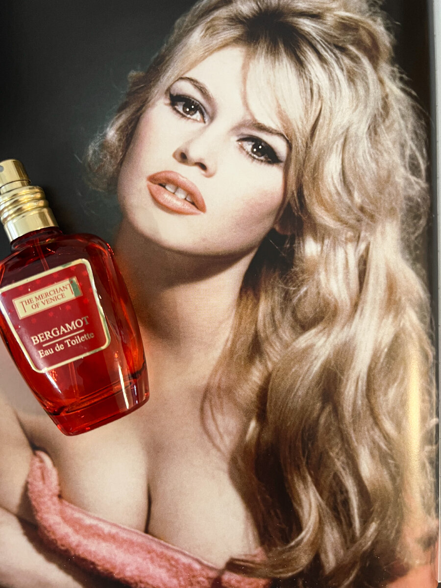 С образом Брижит Бардо он, вполне, гармоничен.