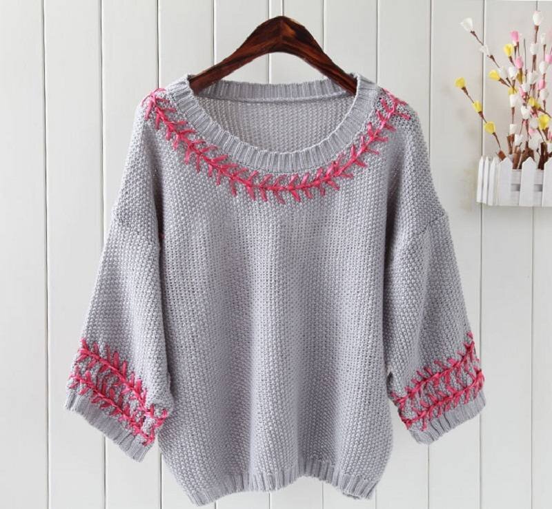 Вязаные изделия с оригинальным декором из аппликаций и вышивки | Вяжем ...