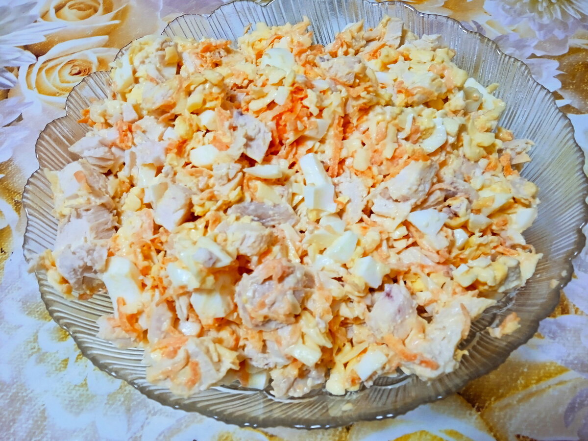 Салат «Нежность» с курицей, яйцом и сыром – пошаговый рецепт приготовления с фото