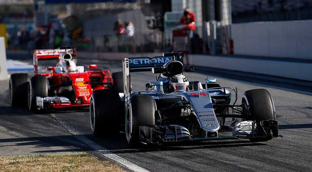 Соперничество Mercedes и Ferrari в середине 2010-х