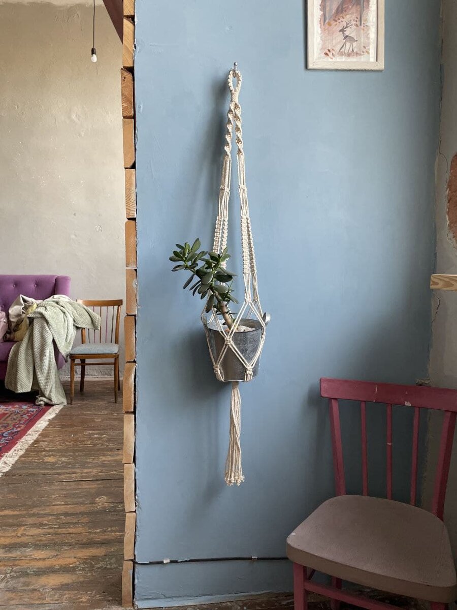 Работа Марии Зиминой автора школы макраме Zacramaschool