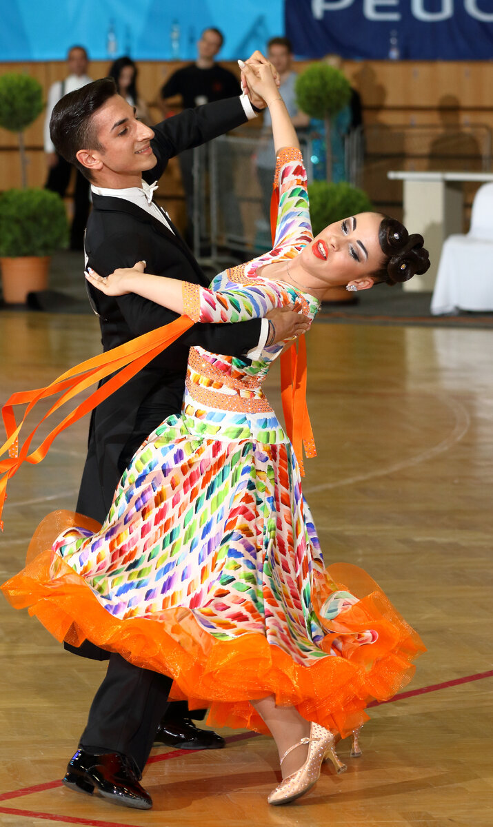 Перерыв иллюстрация. Табличка перерыв с часами. Таймер 30 минут. Отсчет 15 секунд. Тридцать часов тридцать минут.