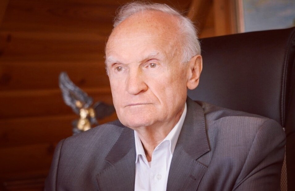 Алексей Ильич Осипов — учёный-богослов, доктор богословия, педагог, Заслуженный профессор Московской духовной академии, писатель, публицист, проповедник.