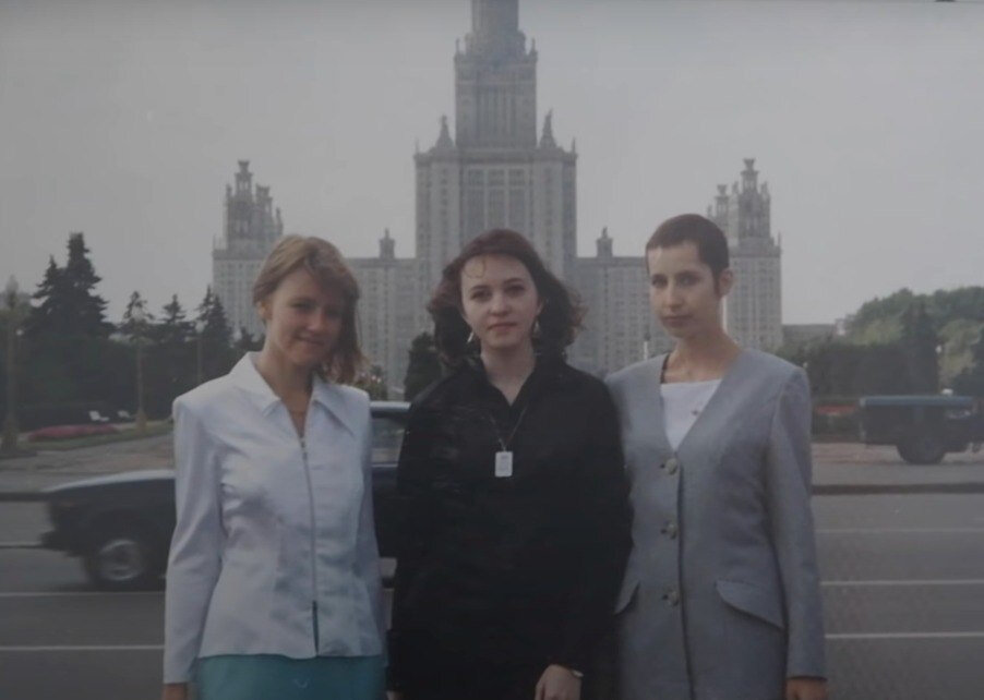 Рассказы для 2 класса. Дети в живописи современных художников. Чтение библии с детьми. Читать о бывших и их детях. Цитаты о воспитании детей в семье.