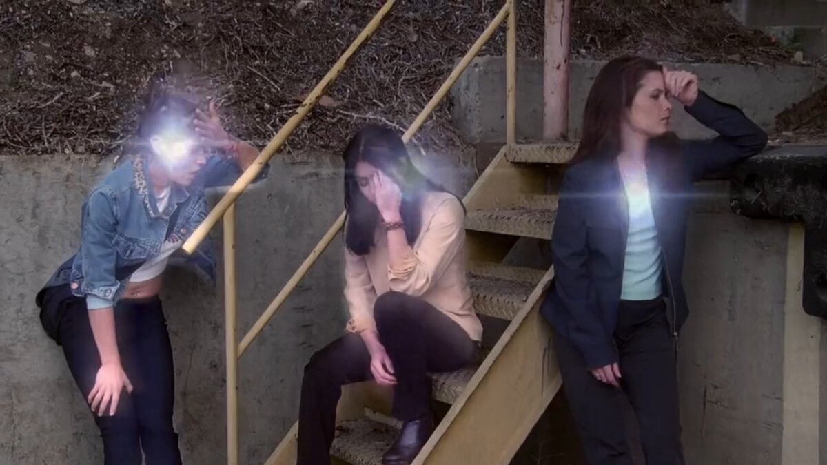 Сестры вновь лишаются своих сил.