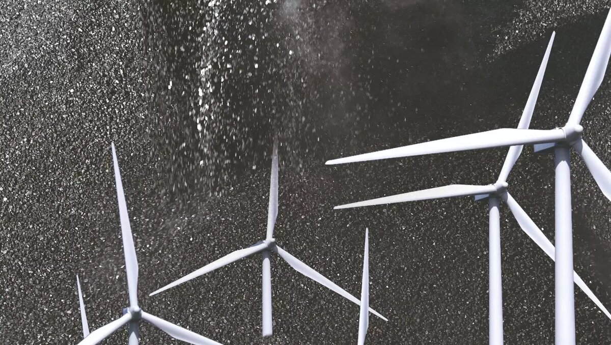     Доля угольной электрогенерации в Индии превышает 50% установленной мощности страны. Работающие на угле индийские электростанции способны вырабатывать до 428,3 ГВт. Несмотря на декларируемую в стране приверженность климатическому курсу, Дели продолжает развитие угольной электроэнергетики