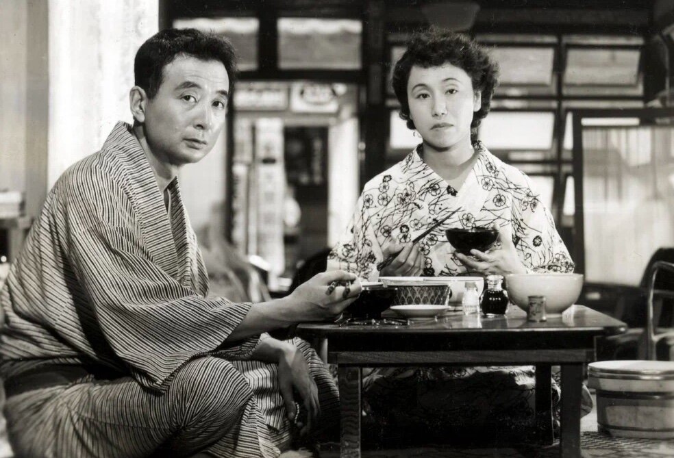 Shochiku Films Ltd.📷Кадр из фильма «Токийская повесть»