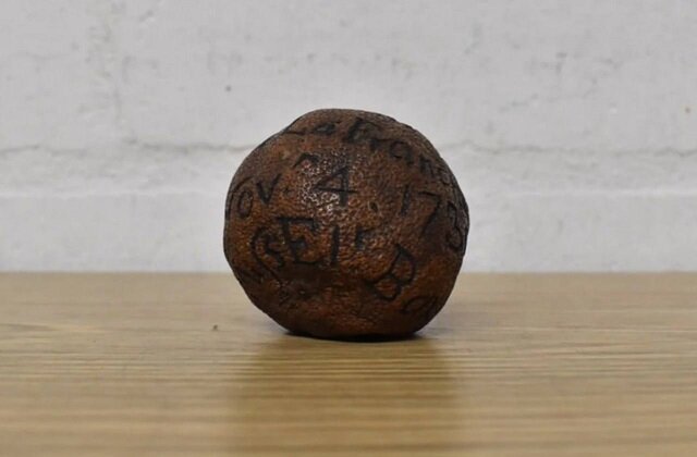     Фото: Brettells Auctioneers