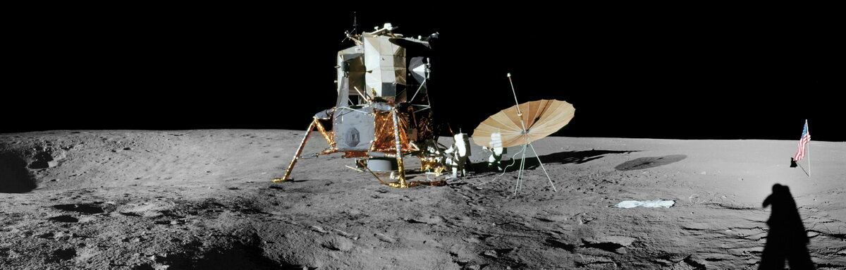 "Аполлон 12" - 3 астронавта на Луне вместо 2-х