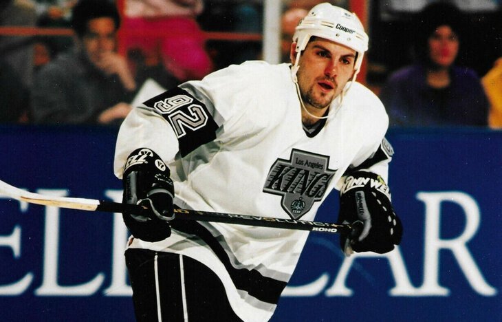 Играйте круто ребята. Добрые и плохие поступки. Спорт дети. Играйте круто ребята. Мультяшные ребята.