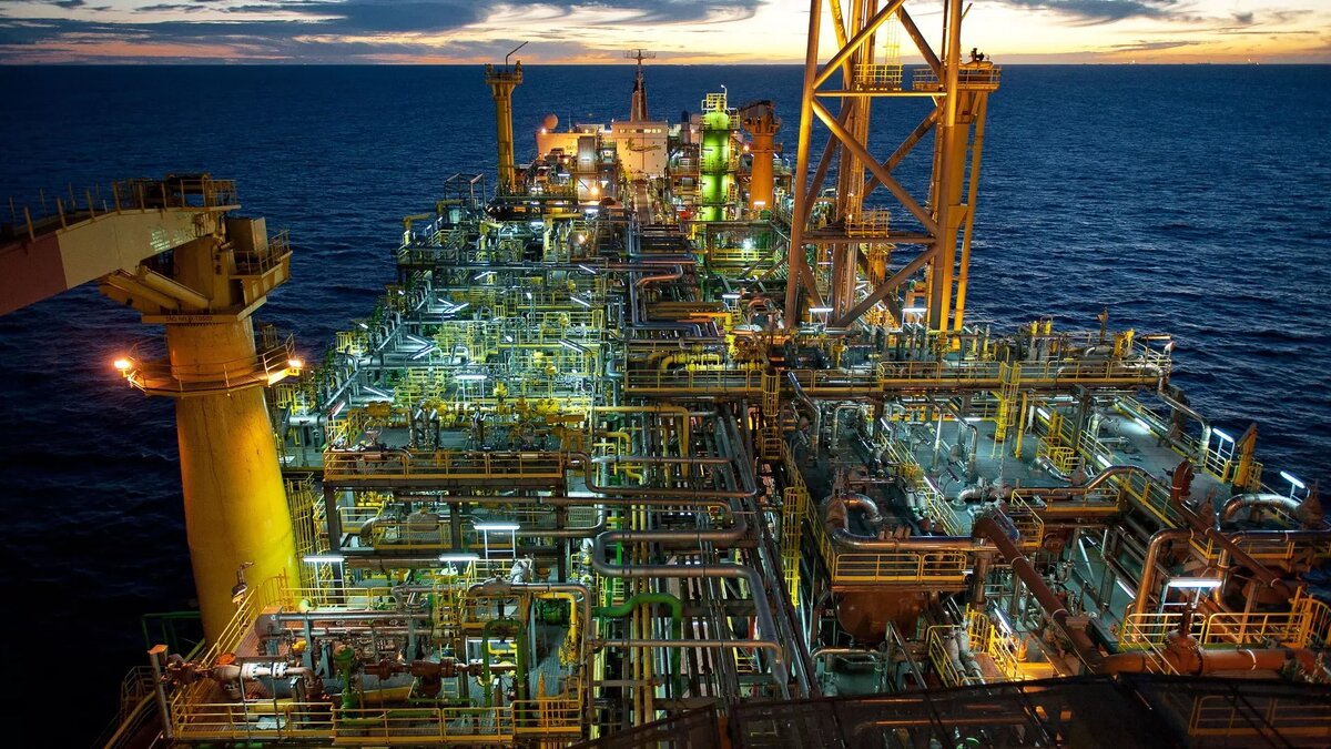     Бразильский ТЭК впервые превысил уровень добычи в 4,4 млн б/с в нефтяном эквиваленте. Более ранний рекорд позапрошлого года был на 11% ниже. Как отнесется к этому ОПЕК+, куда страна собралась вступать?