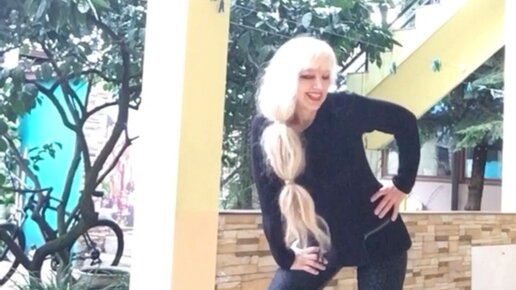 песня раз два три морщинки. текст песни любимка. все начинается с мамы стихотворение. скамейка с нотами. текст песни раз два три.